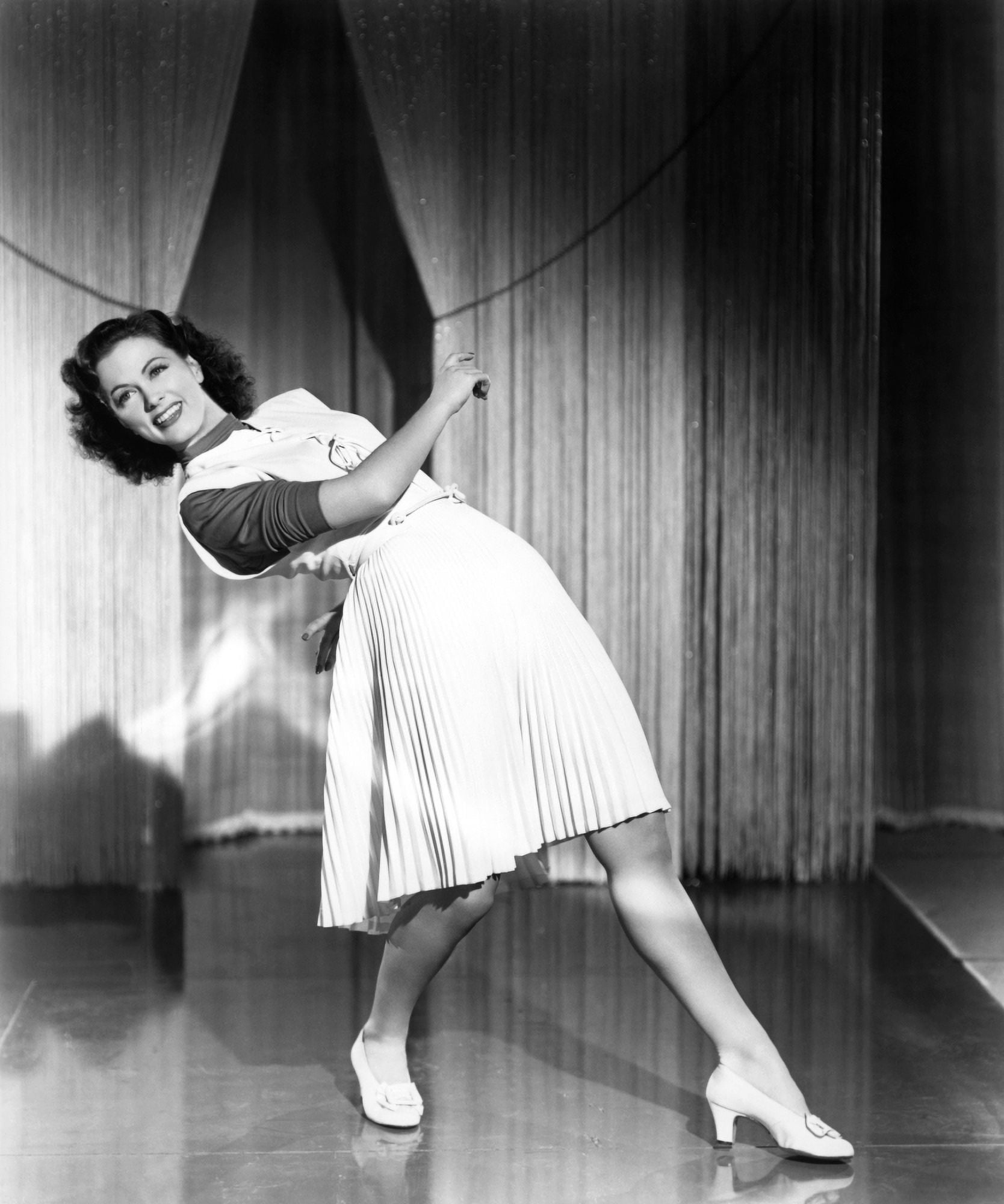 Eleanor Powell Canvas Art - (16 x 20)
