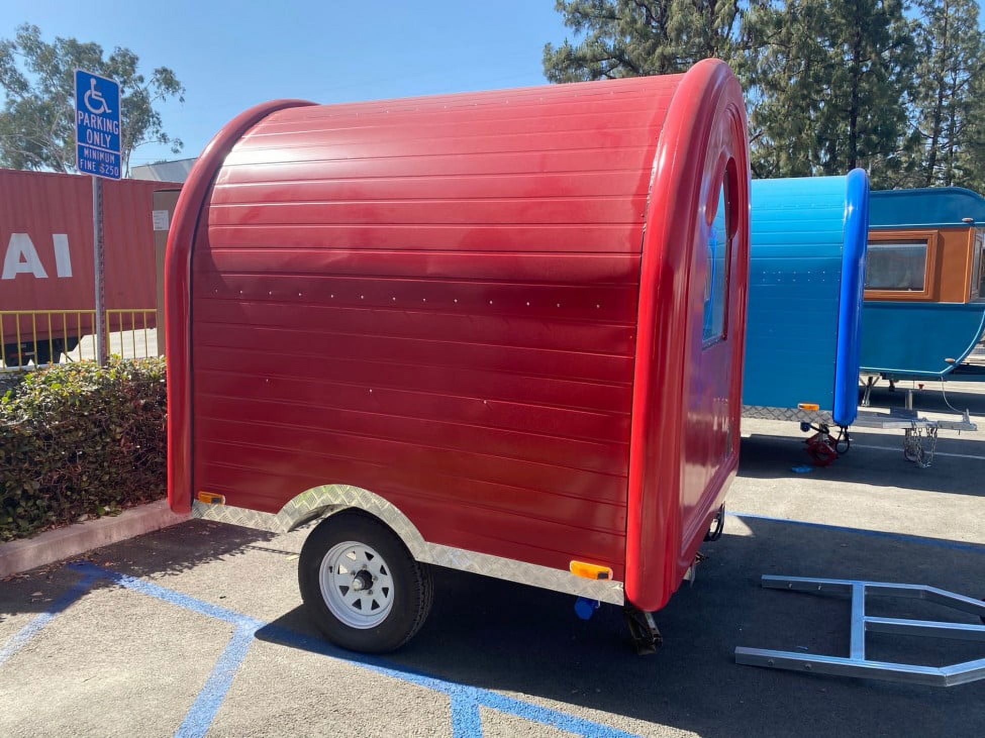 Electric Mobile Food Vending Trailer W65D83 inches Enclosed Concession