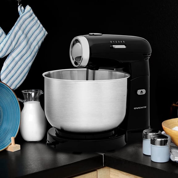 Electric Stand Mixer with 3.5 Quarts Stainless Steel Mixing Bowl, 5 Speed Portable and Lightweight 250W Kitchen Mixer for Everyday Use, Includes 2  Beater Whisk and Dough Hook Black SM680B