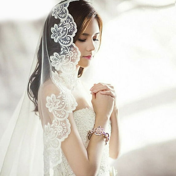 Elegant 1 Tier Lace Applique Edge Fingertip Wedding Bridal Veil - White, 4.9ft