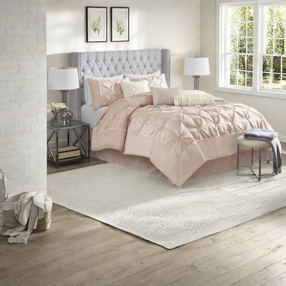 Elegant 7Piece Bedding Set Hypoallergenic Polyester Tufted Blush Design for King Size Beds