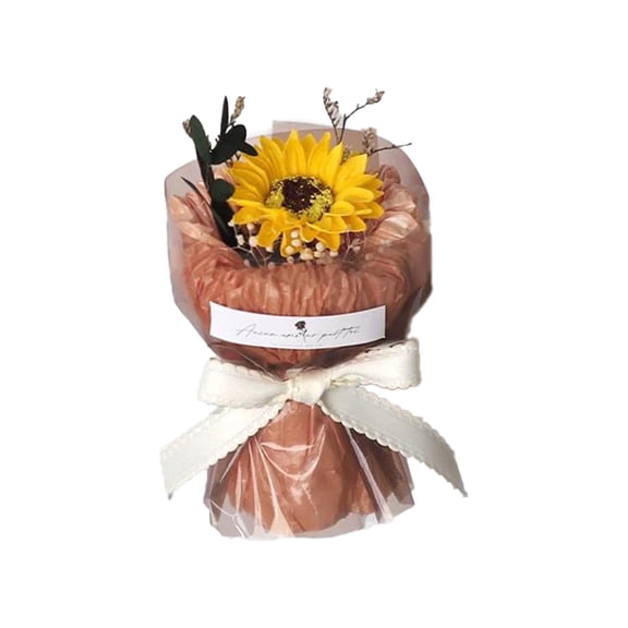 Elegant Car Vent with Preserved Dried Flower Bouquet for Aromatherapy and Interior Styling