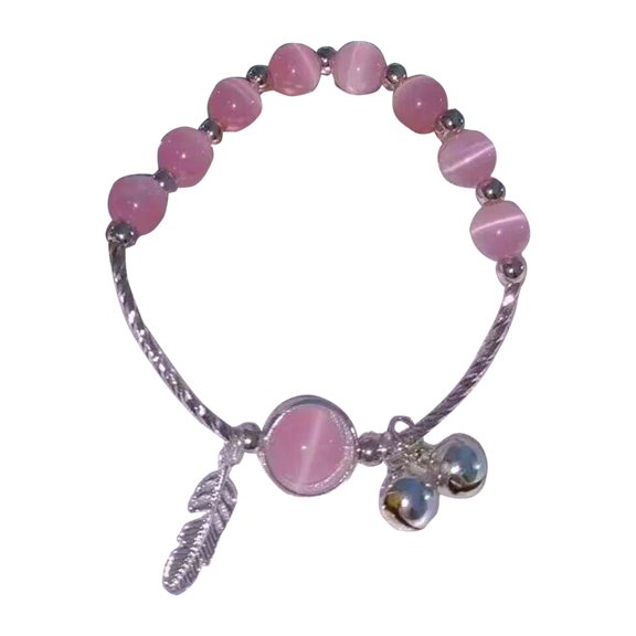Elegant Cats Eye Styles Bell Bracelet With Unique Glossy Finish for Couples And Friend Portable for Fashion Women
