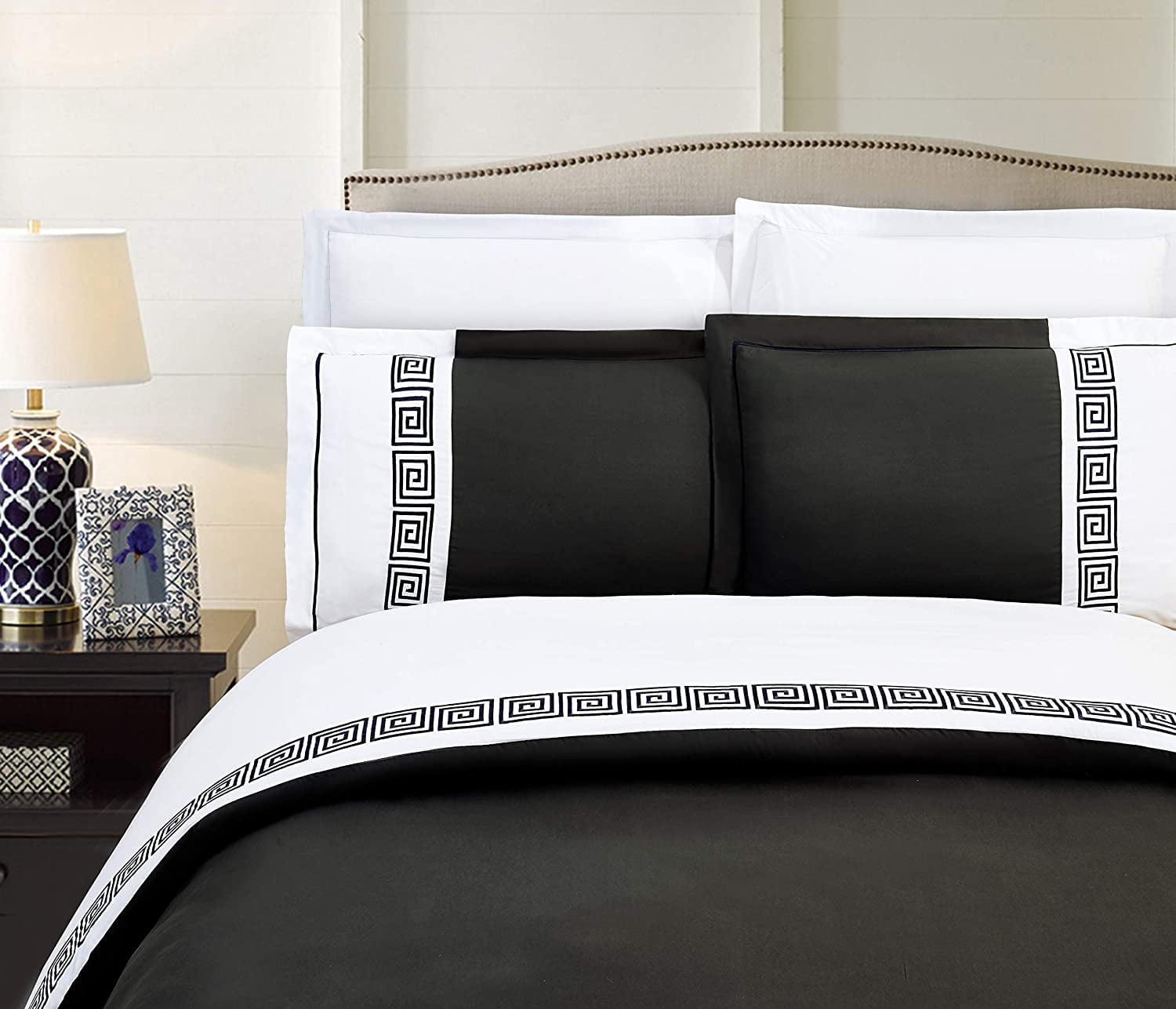 Elegant Comfort 3-Piece Greek Pattern Duvet Cover Set, Egyptian Quality, Hotel Collection, King, Black
