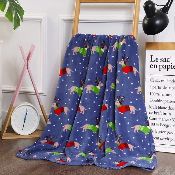 Elegant Comfort 50 x 60 Blanket Gift Christmas Throw, (Dogs in Sweaters)