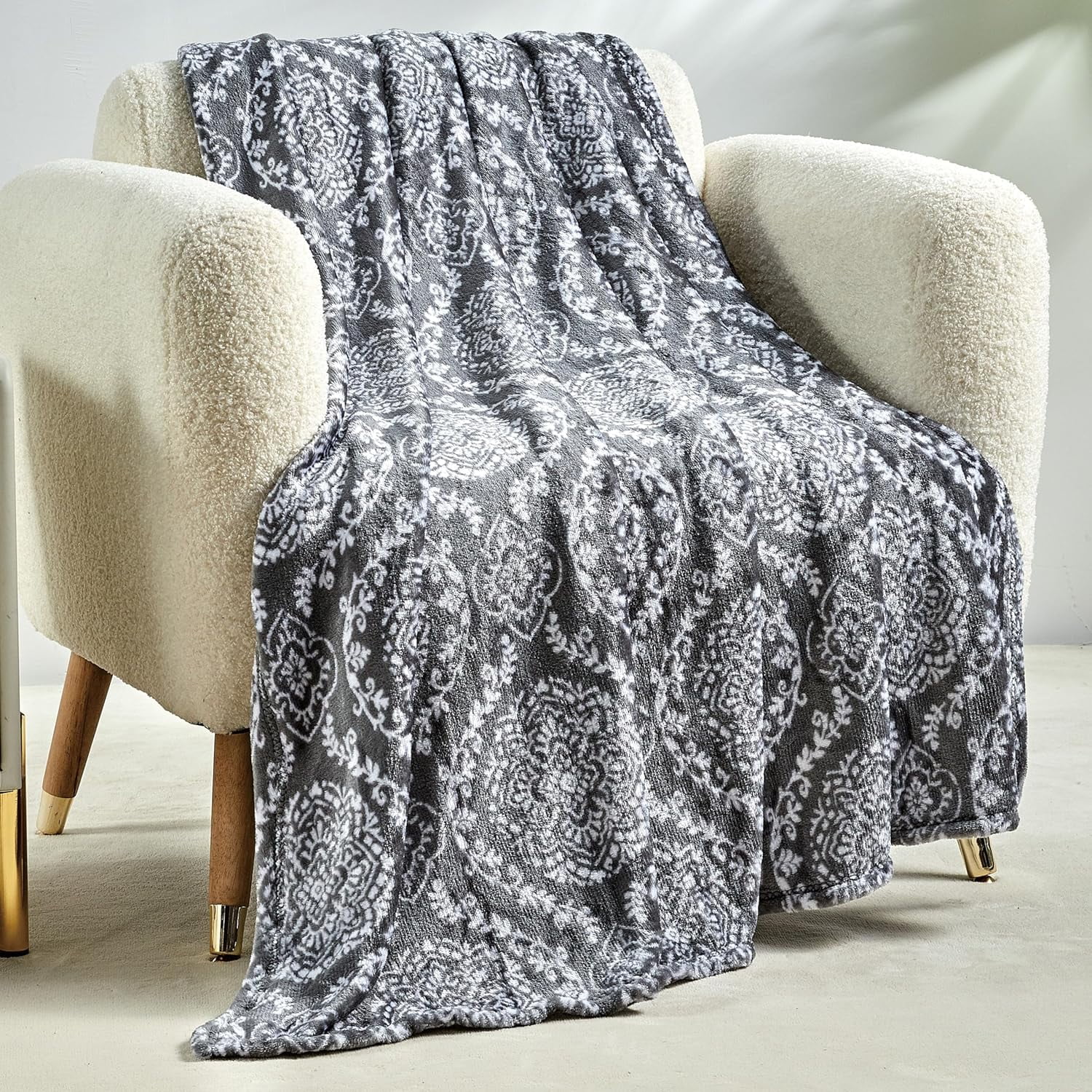 Elegant Comfort Lightweight Printed Throw Blanket All Season, Ultra