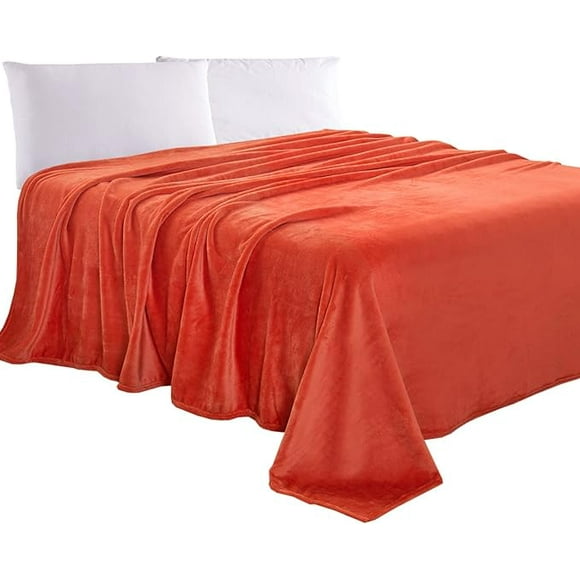 Elegant Comfort Luxury Velvety Feel Blanket, All-Season Lightweight Blanket, Ultra Plush, Soft, Flannel Fleece for Couch, Sofa, Bed, Travel, Solid Design,Twin/Twin XL, Coral