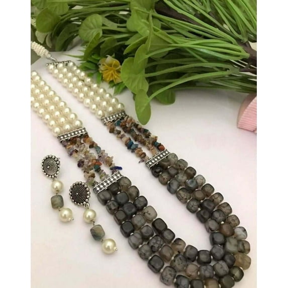 Elegant Grey Beaded Necklace & Earrings Set – Layered Pearls, Gemstone Chips & Glass Beads for Women
