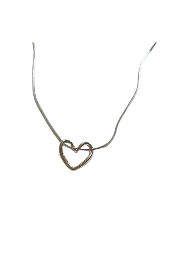 Elegant Heart Pendant Necklace Hollow Heart Necklace Party Necklace Modern Chain Necklace Suitable for Various Occasion