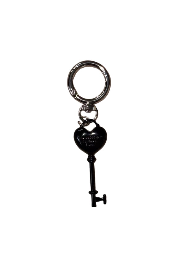 Elegant Love Symbol Keychain Sturdy Alloy Metal Charm Heart Key Rings For Daily Use Gift Anniversary Valentine