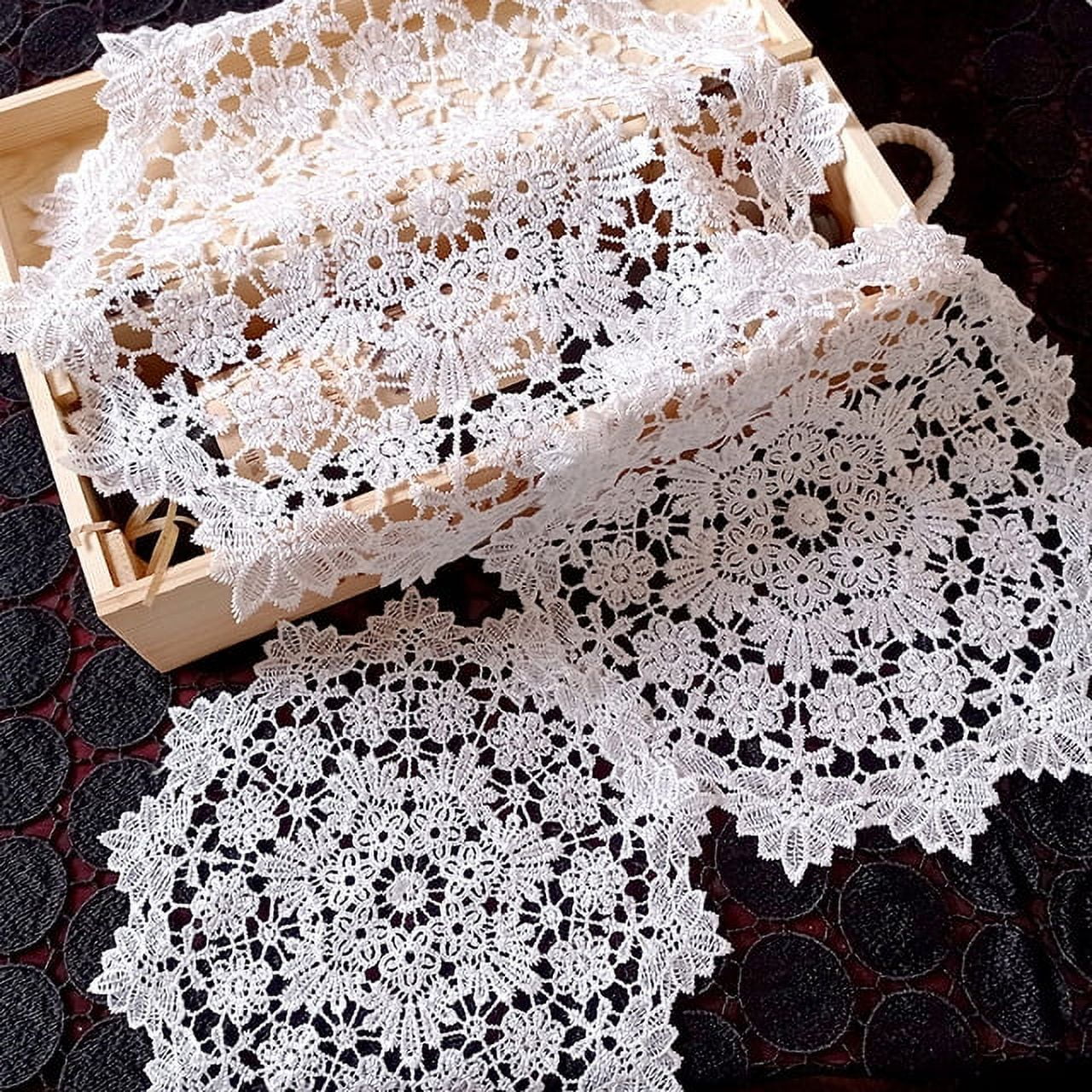 Elegant and Luxurious White Embroidered Lace Round Table Cloth Set