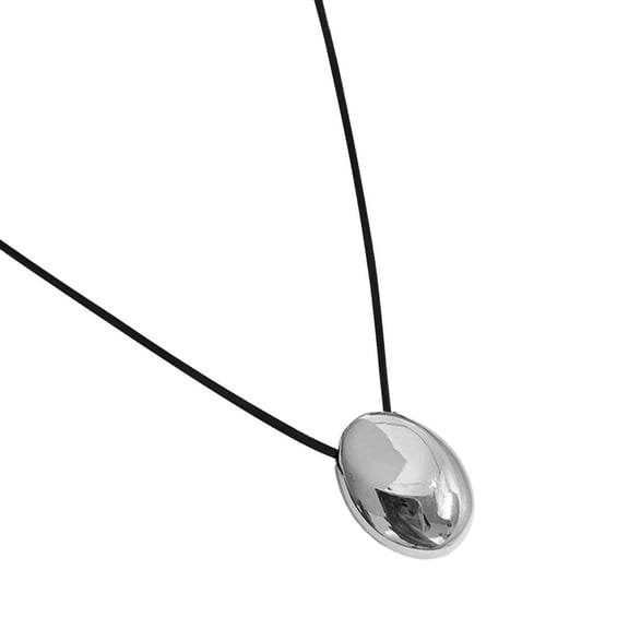 Elegant Metal Oval Shaped Necklace Geometric Neckchain Accessory Fashionable PU Leather Cord Neckchain Unisex Jewelry