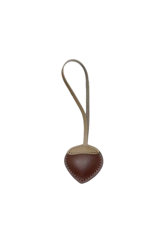 Elegant PU Leather Chestnut Charm For Bags And Car Decors Vintage Inspired Keychain Handcrafted Water Resistant Ornament