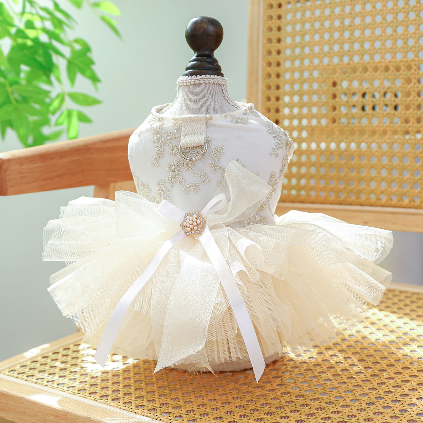 Elegant Pet Dress Skirt Gown for Stylish Dogs and Cats for and Everyday Elegant Pet Dress Skirt Gown for Stylish Dogs and Cats for and Everyday