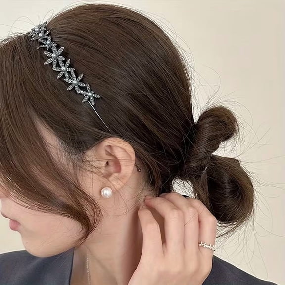 Elegant Rhinestone Headband for Women - Personalized Small Flower Design, High-End Forest Style Hairband