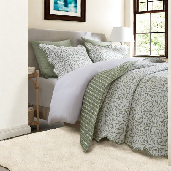 Elegant Sage Green Bedding Sets 3Piece Polyester Quilt with Hypoallergenic Comfort for YearRound Use