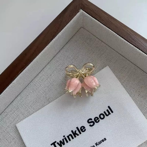 Elegant Small Pink Lily Flower Hair Clip for Women | Perfect for Side Bangs & Fringes | Charming Princess Hair Accessory | Ideal for Christmas & Halloween Gifts