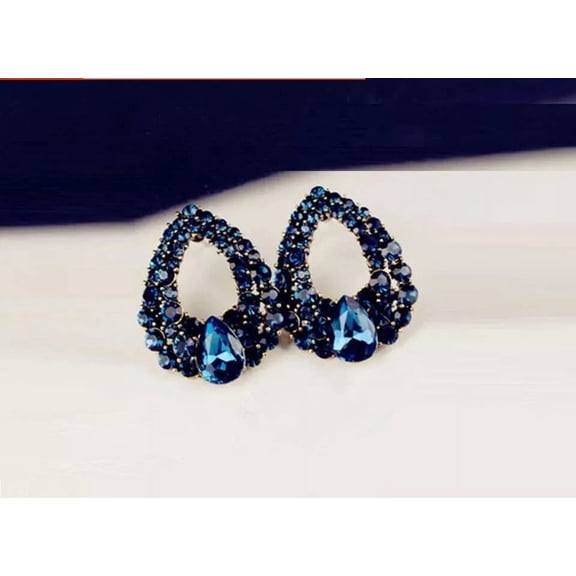 Elegant Style Simulated Sapphire Blue Crystal Oval Stud Earrings Pack of 5