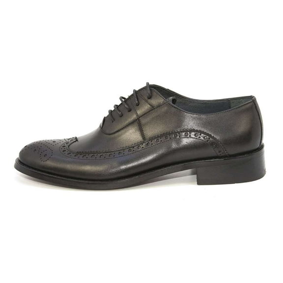 Elegante Men Genova Leather Wingtip Oxford Shoes
