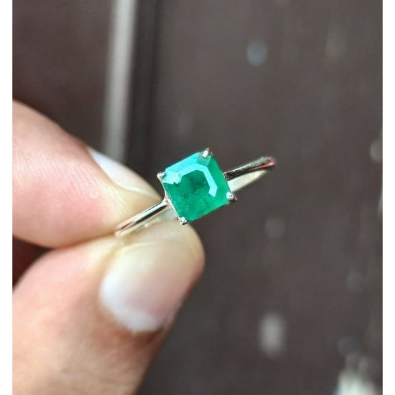 Elegent Emerald Ring 925 Sterling Silver - May Birthstone Ring - Green Cushion Cut Ring - Anniversary Ring for Woman