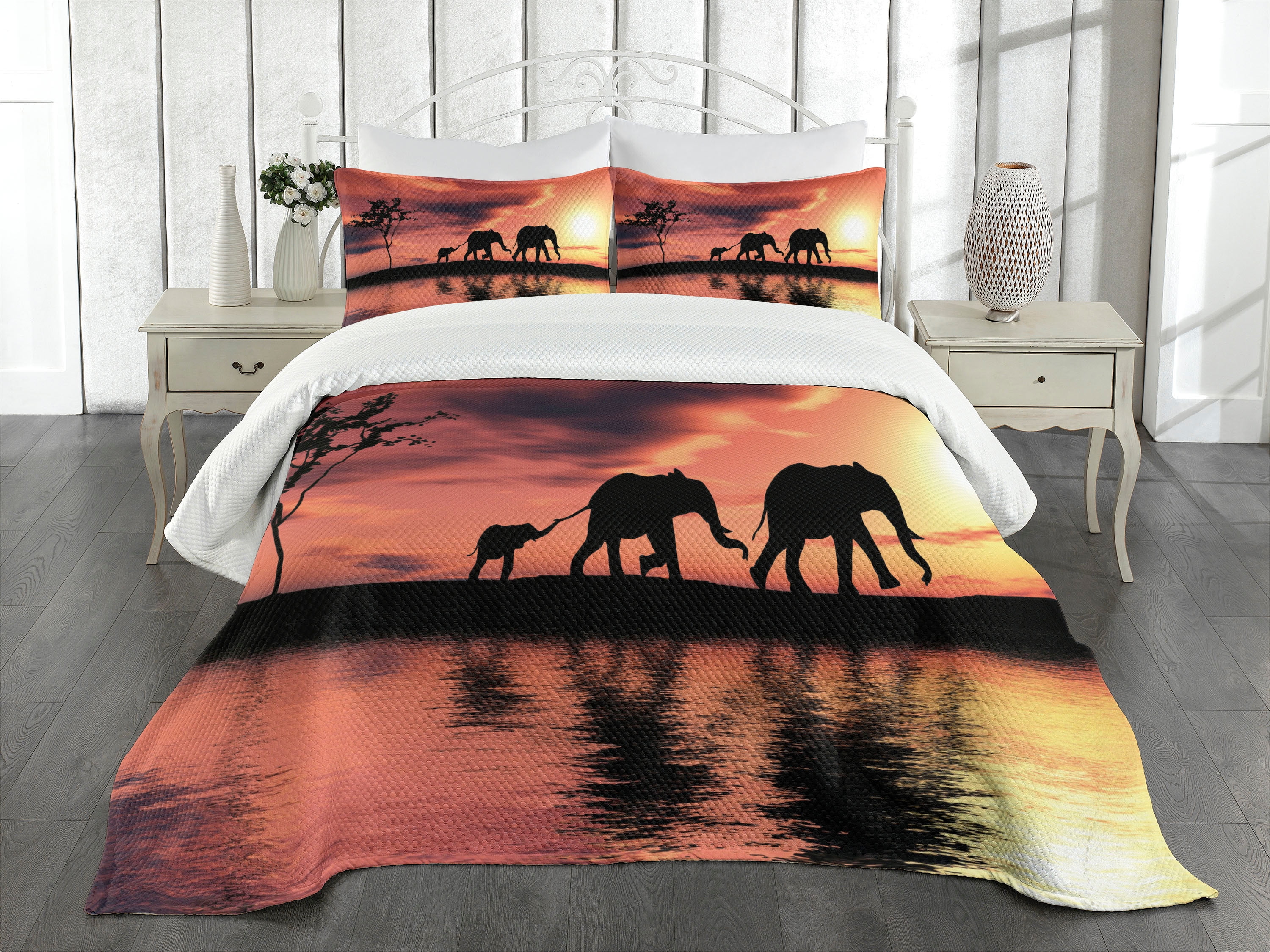 Elephant Bedspread Set Queen Size, Elephant Silhouettes by River Africa