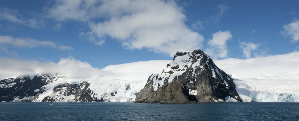 Elephant Island Point Wild Antarctica Canvas Art - Steve JonesStocktrek Images (22 x 9)