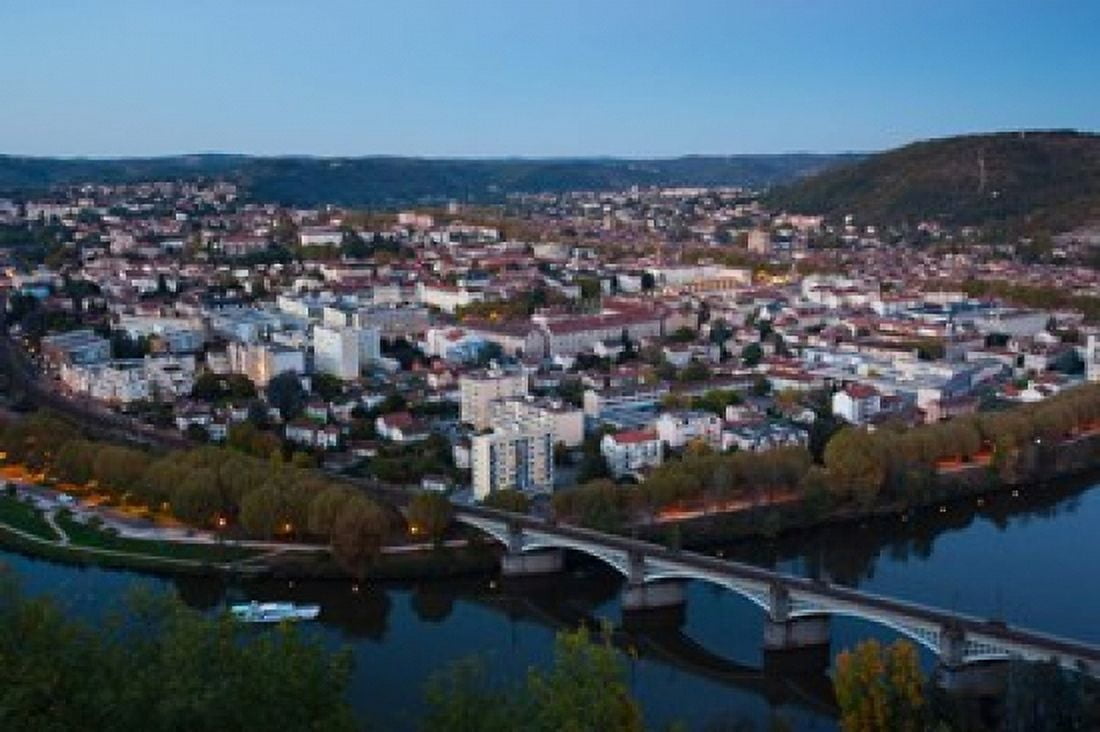 Elevated view of a town at dusk Cahors Lot Midi-Pyrenees France Canvas Art - Panoramic Images (36 x 24)