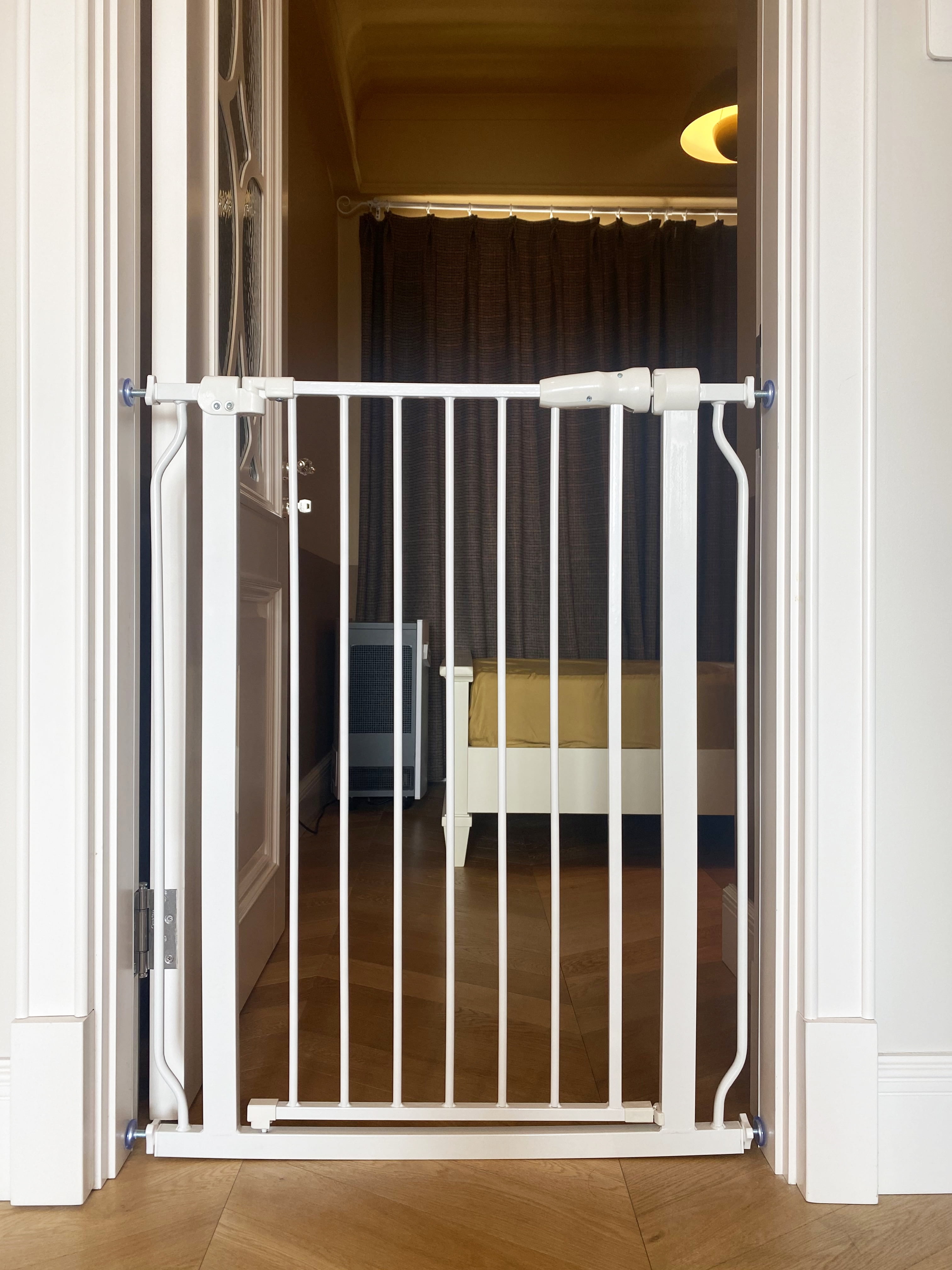 Elevon Easy Walk Through Safety Gate for Doorways and Stairways with Auto Close and Hold Open Features with Wall Caps, Fits Opening Between 29.1 to 33.8 Inches, 36-Inch High
