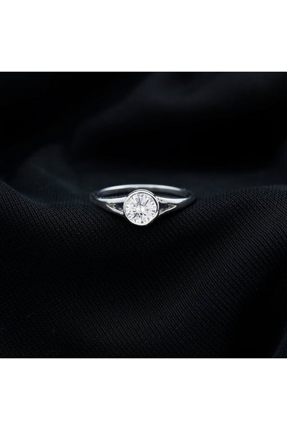 Round Cut 2 Ct VVS1/D Lab Created Diamond Wedding Women's Ring - 14K White Gold Plated Split Shank Engagement Ring - Wedding Anniversary Gifts - Bezel Set Women's Ring