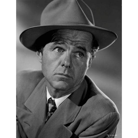 Elisha Cook Jr Photo Print (8 x 10)