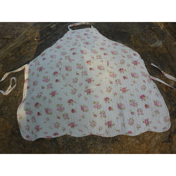 Elizabeth COTTAGE ROSE Carpenter's Quilted Apron Pink Roses on OFF White