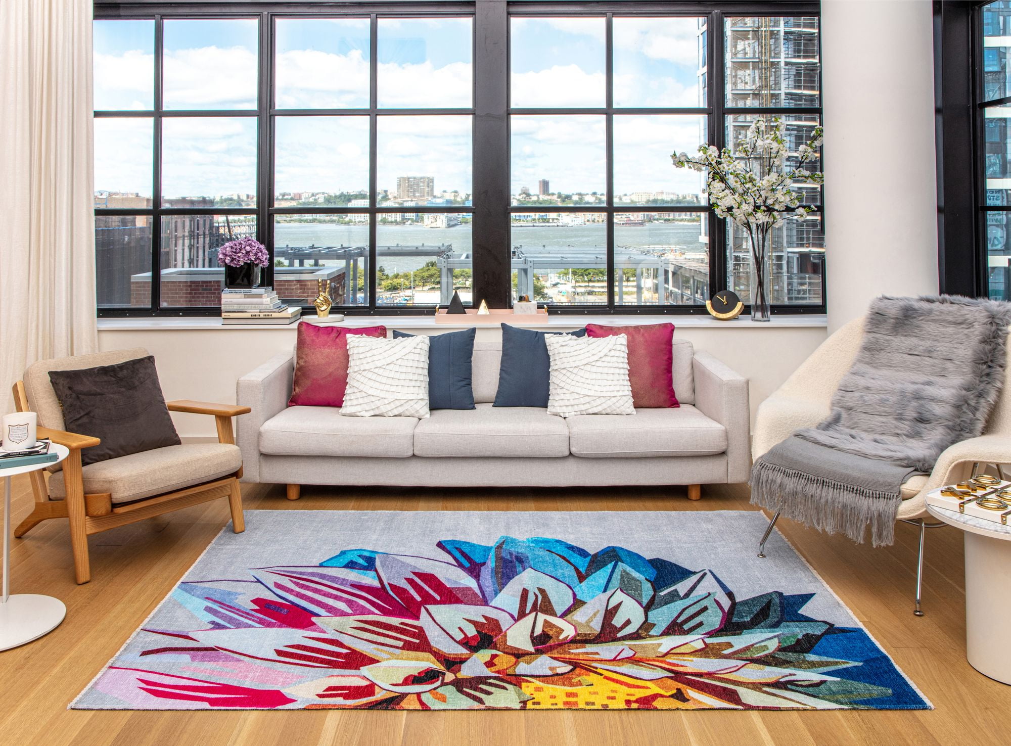 Elizabeth Sutton MI35C Space Dahlia Floral Modern Gray Area Rug, 2'7" x 4'