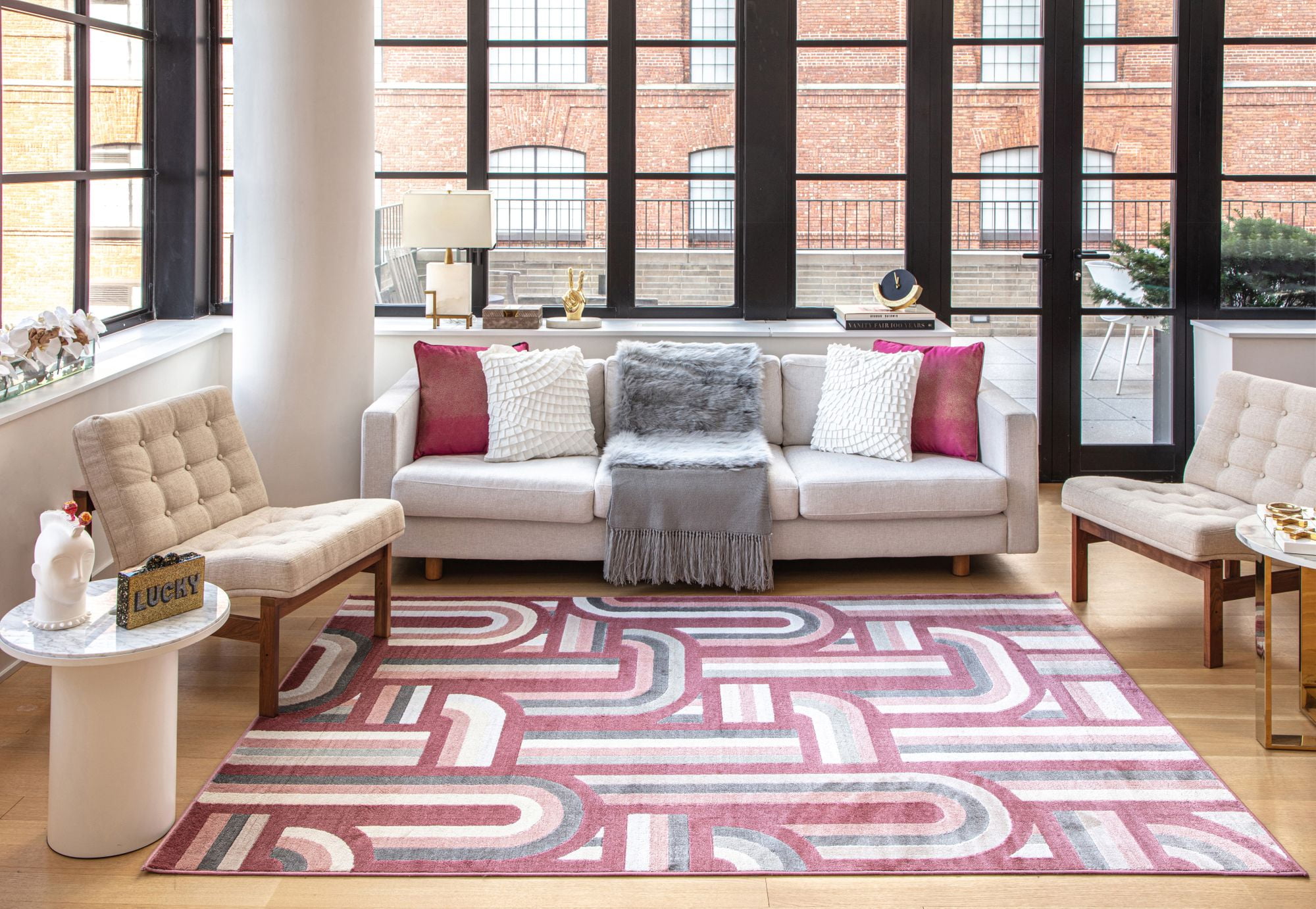 Elizabeth Sutton VE15D At First Blush Geometric Modern Burgundy Area Rug, 2'0" x 4'0"