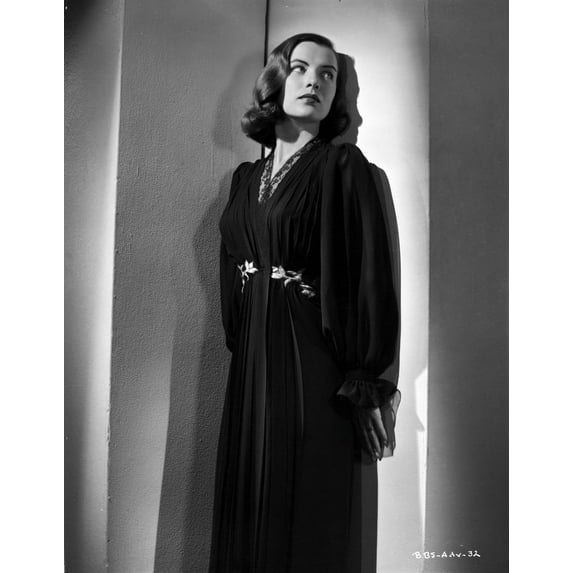 Ella Raines on a Long Sleeve and Hiding Photo Print (8 x 10)