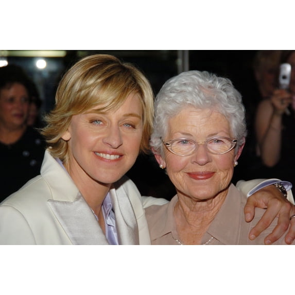 Ellen Degeneres And Her Mom Betty Arrives On The Red Carpet For The 31St Annual Daytime Emmy Awards Broadcast From Radio