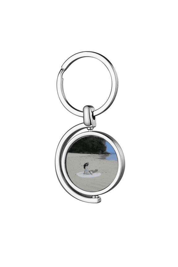 Ellie Yao Beautiflu Girl Beach Sea Reef Rotating Keychain Metal Keyring Holder