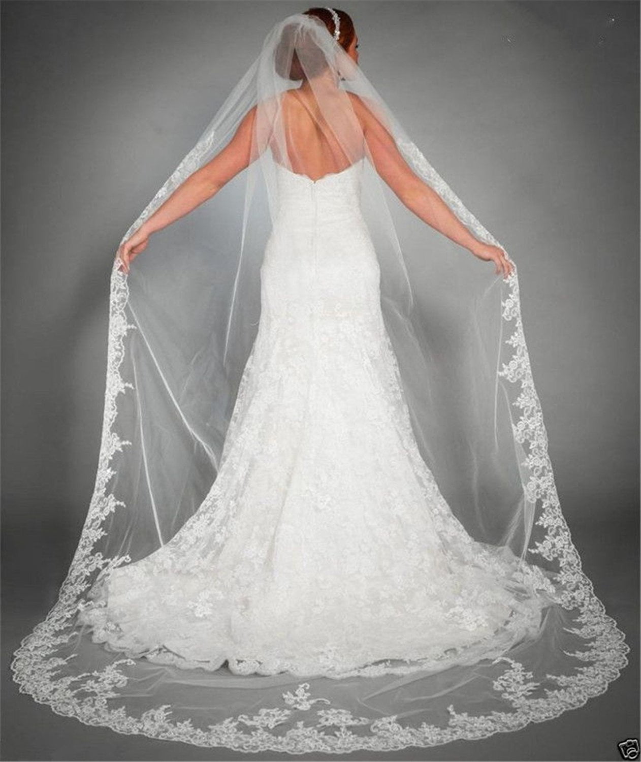 【C15261】VEIL 1.5 LESSON 01 C15261】VEIL 1.5 LESSON 01 Single Tier All Over Lace Floral