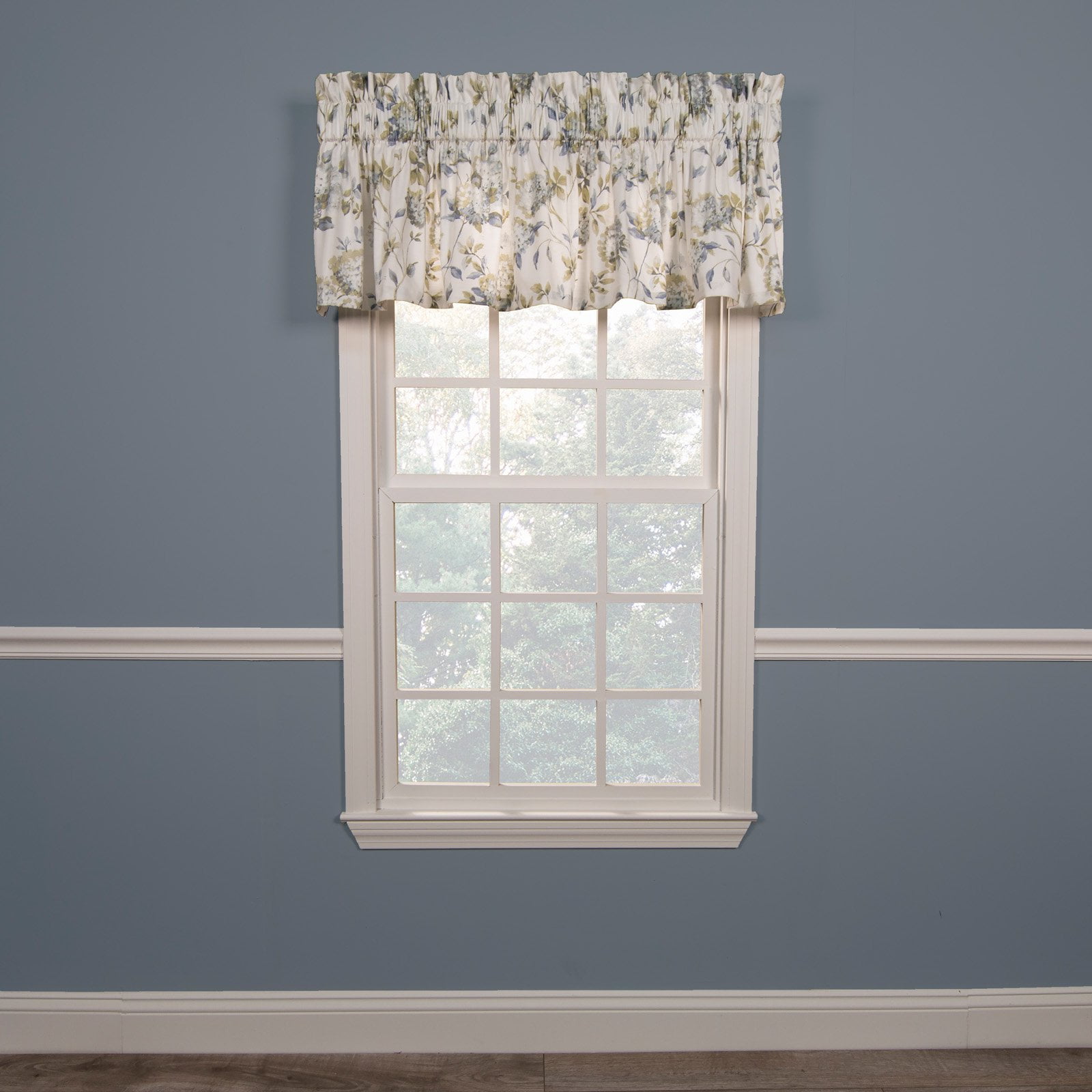 Abigail Off-White Floral Cotton Blend Tailored Valance