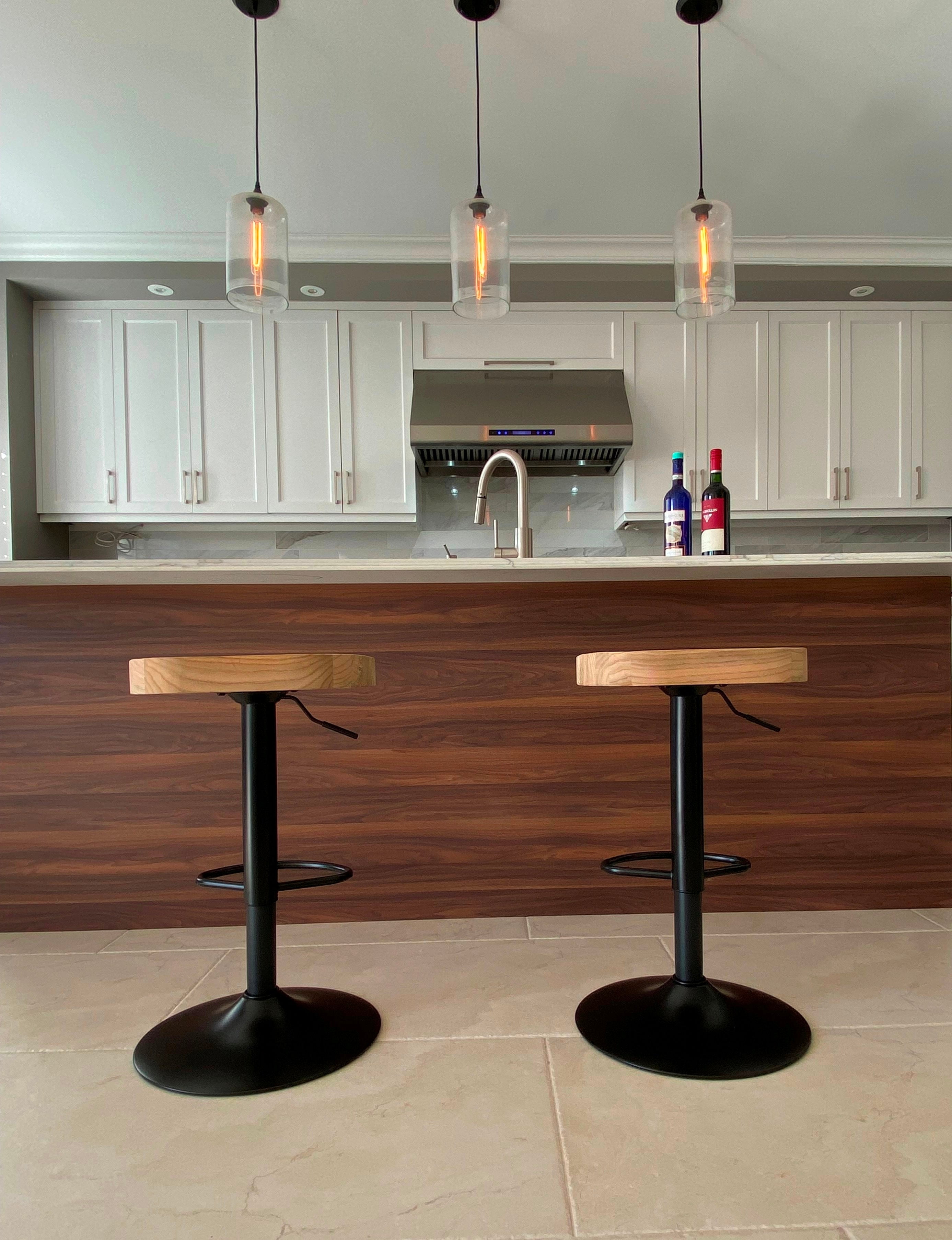 Elm Wood Seat Muskoka Bar and Counter Stool with Height Adjustment and