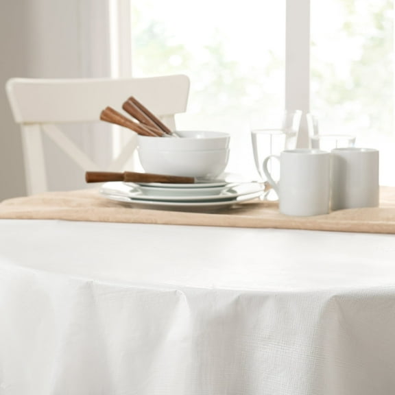 Elrene Embossed Vinyl Cushioned Flannel Backing Tablepad 70" Round