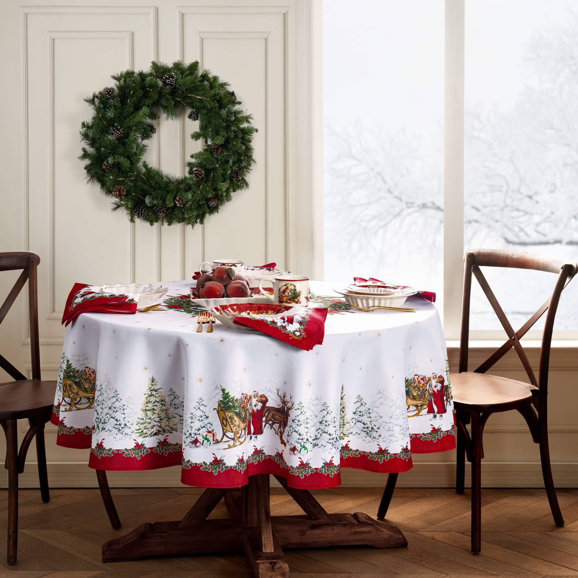 Holiday Oval White and Red Fabric Tablecloth
