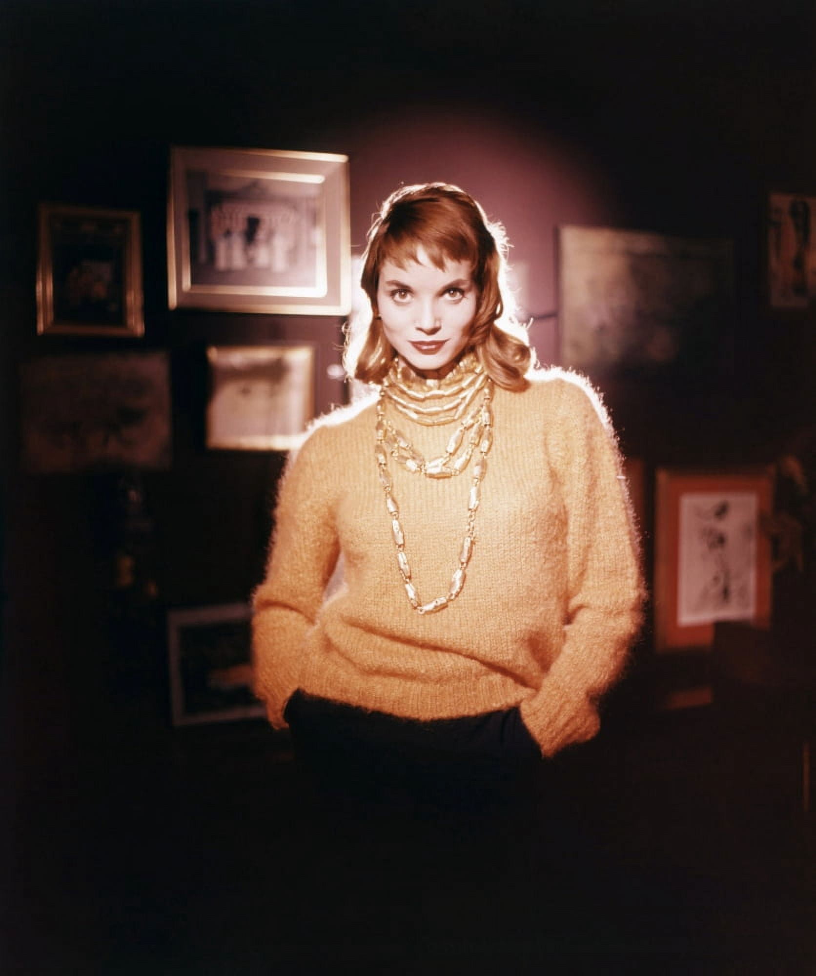 Elsa Martinelli Canvas Art - (16 x 20)
