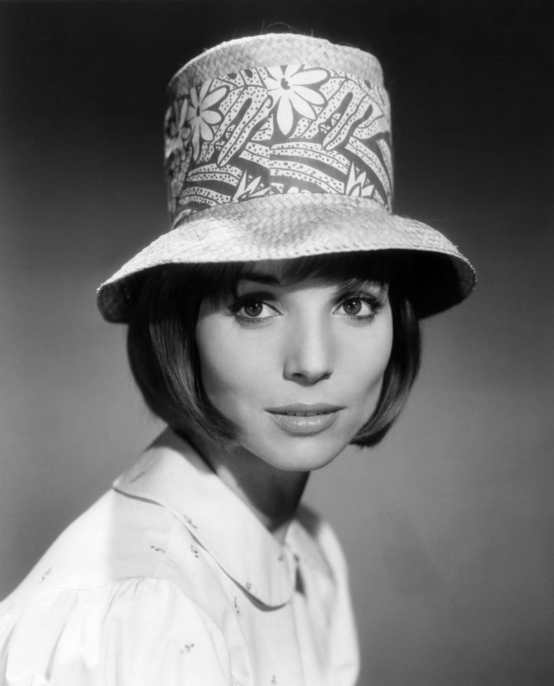 Elsa Martinelli Canvas Art - (16 x 20)