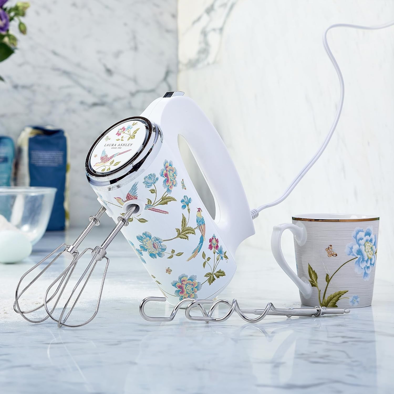 Elveden White Hand Mixer with 5 Speeds and Turbo Boost for Baking