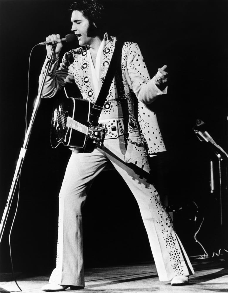 Elvis On Tour Canvas Art - (16 x 20)