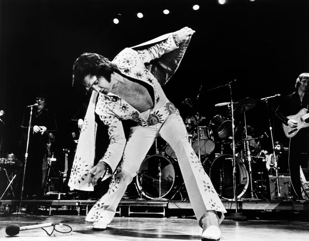 Elvis On Tour Canvas Art - (28 x 22)