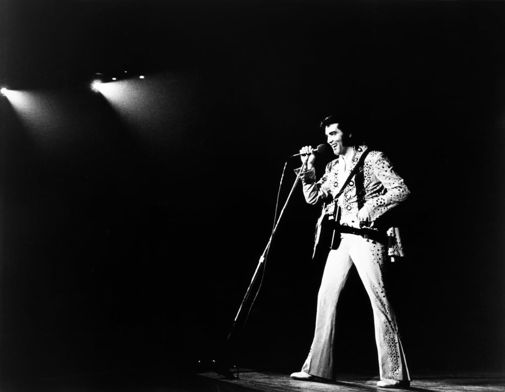 Elvis On Tour Canvas Art - (28 x 22)