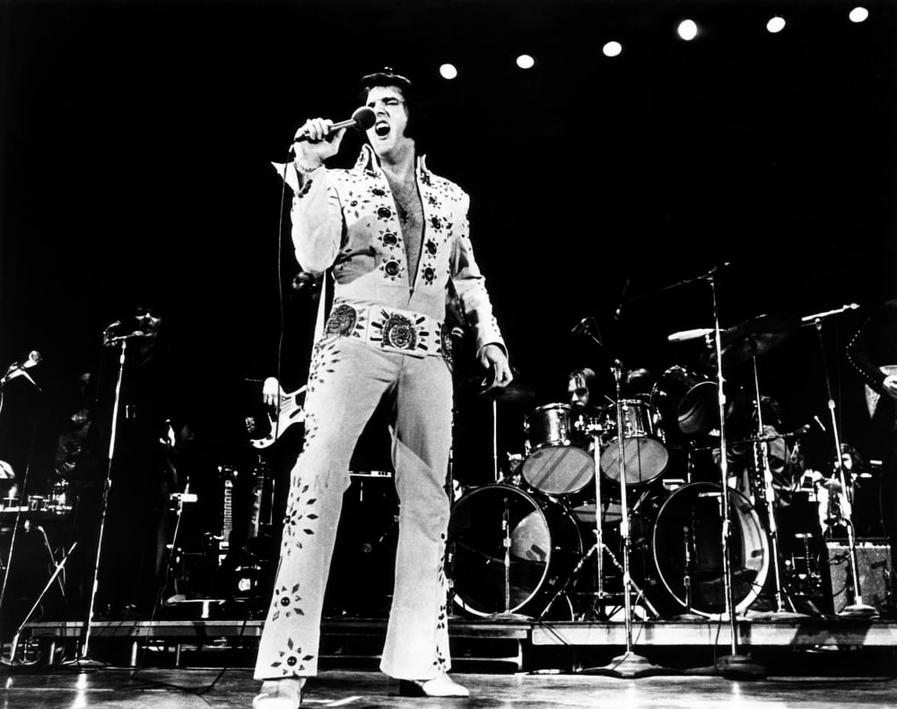 Elvis On Tour Canvas Art - (28 x 22)