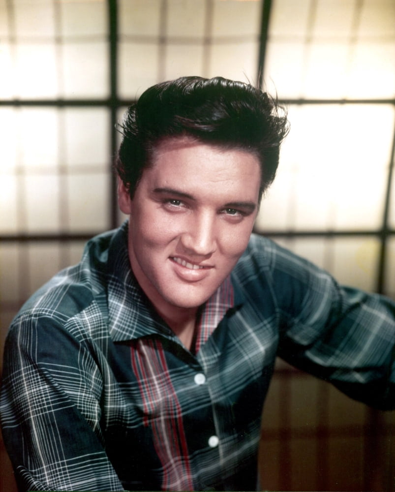 Elvis Presley Canvas Art - (16 x 20)