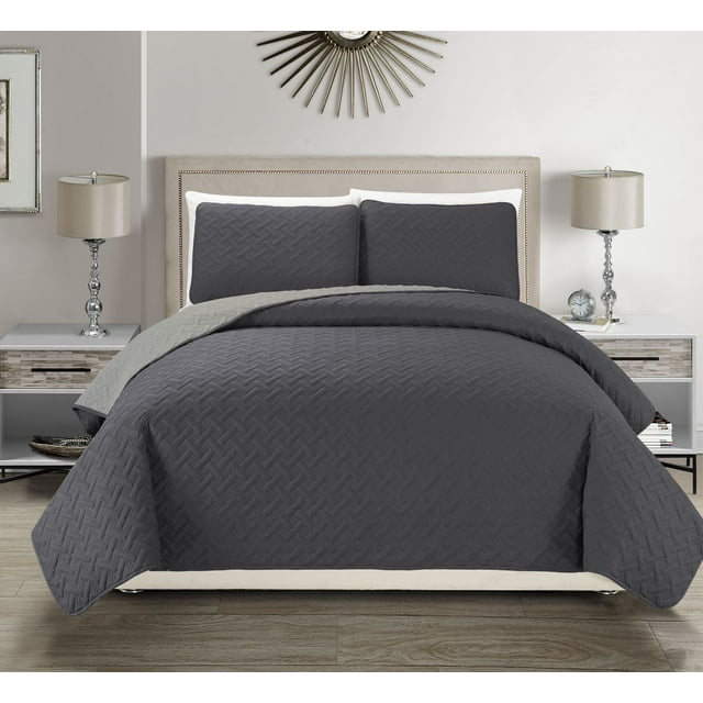 Embossed Reversible Bedspread/Quilt Set